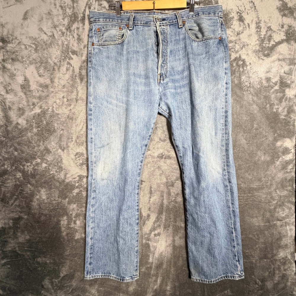 Levis Mens 501 Jeans W38 L30 Light Wash Blue Straight Leg Button Fly Classic
